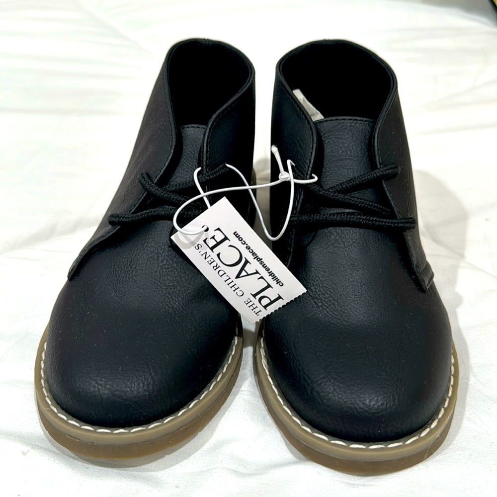 Black dressy booties, size 1 (boys) with tag